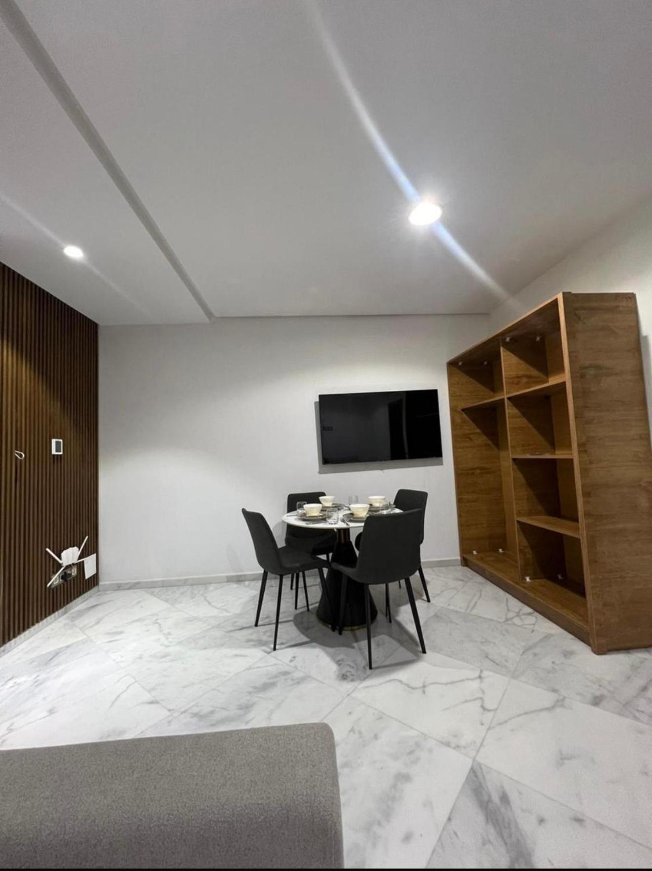 Apartment Facelift Sweet Tanger