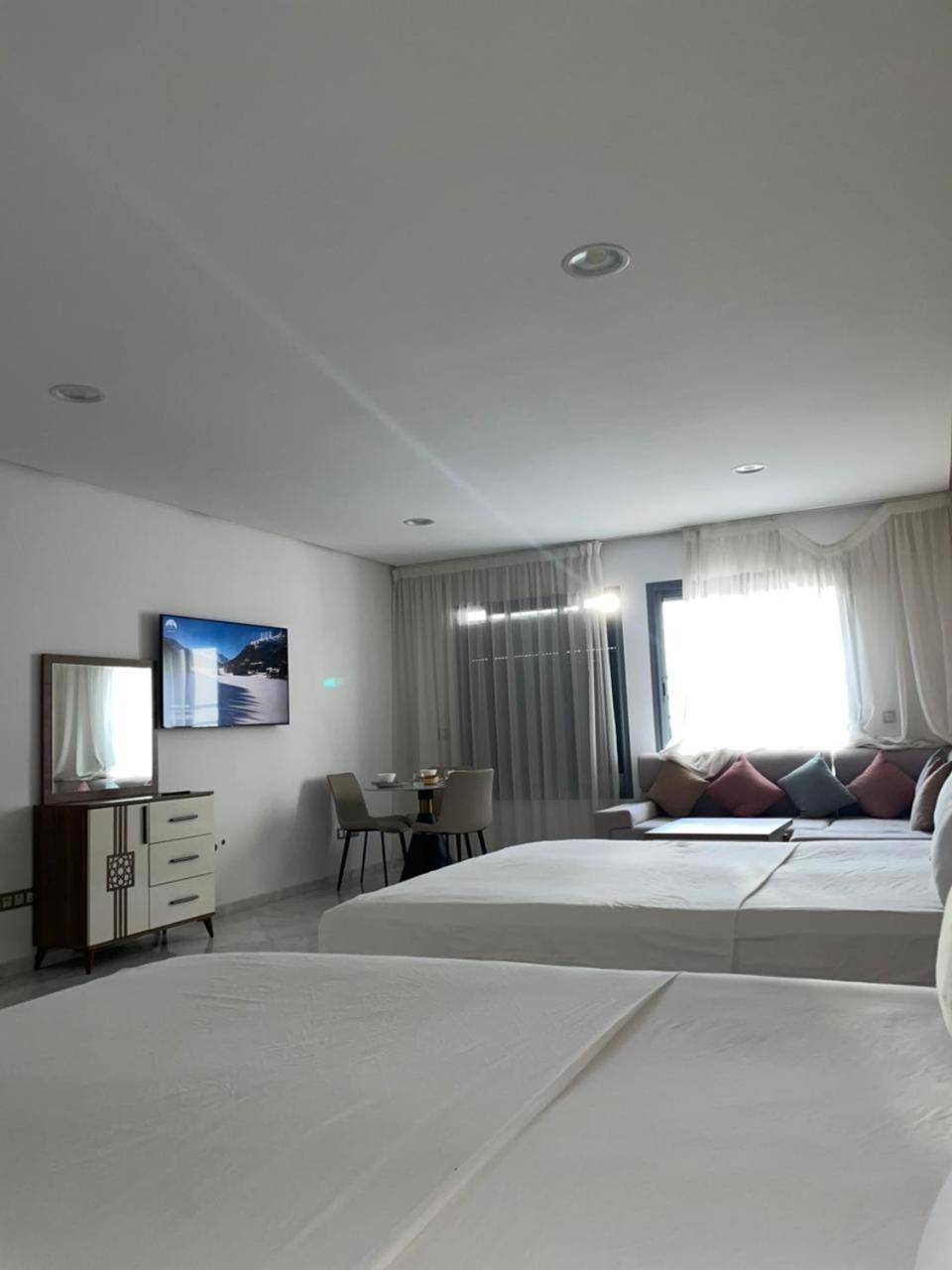 Facelift Sweet Apartment